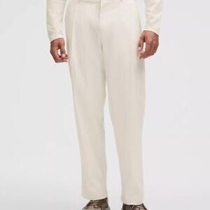 Lululemon Woven Classic-Fit Pleated Trouser 34